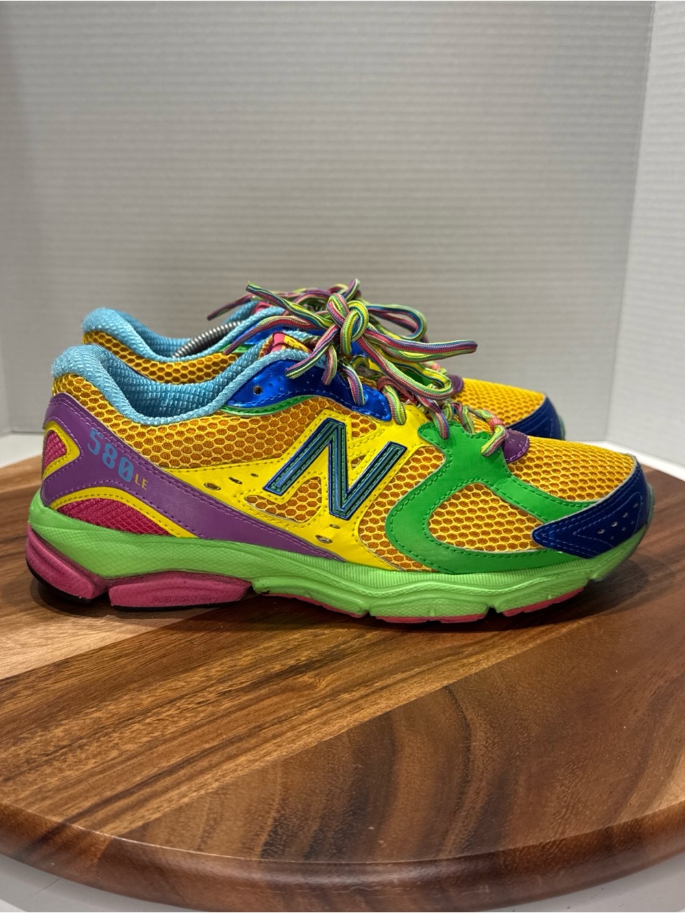 New Balance Women’s W580RR2 Multicolor 580 V2 Size 8 Running Shoes Rainbow